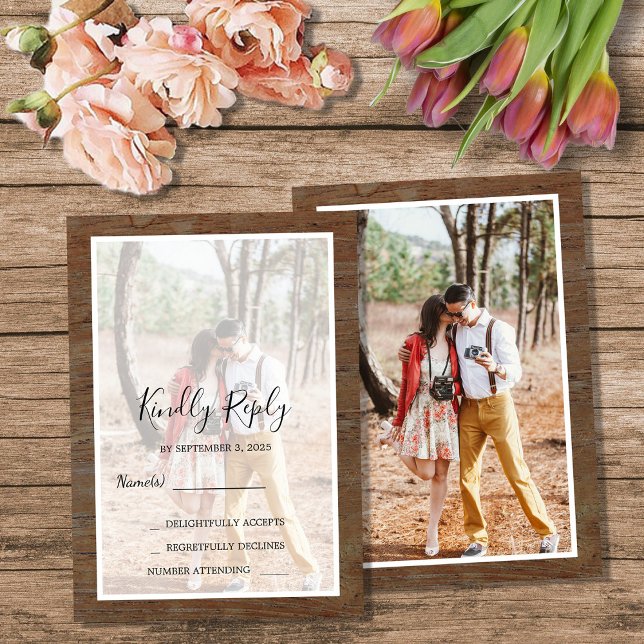 Rustic country barn wood photo wedding RSVP Einladung (Rustic country barn wood photo wedding RSVP Invitation.)