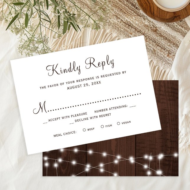 Rustic country barn wood wedding RSVP karte (Von Creator hochgeladen)