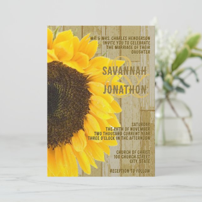 Rustic Coutry Chic Barn Wood Sunflower Wedding Einladung (Stehend Vorderseite)