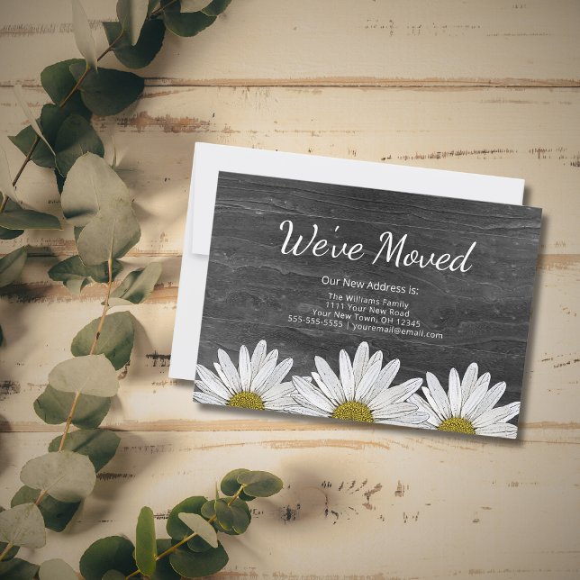 Rustic Daisies New Zuhause Floral Gray Wood Moving Ankündigung (Von Creator hochgeladen)