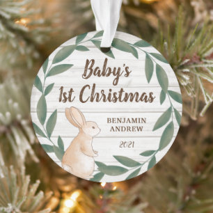 Rustic Greenery Bunny Baby's First Christmas Foto Ornament