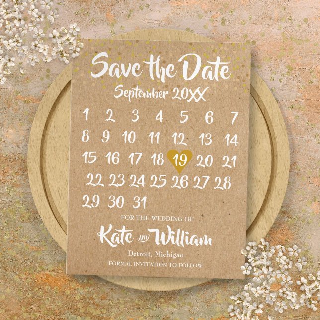 Rustic Kraft Gold Heart Calendar Save the Date Ankündigungspostkarte (Rustic Kraft Gold Heart Calendar Save the Date Announcement Postcard)