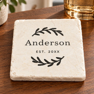 Rustic Laurel Branch Wreath Nachname Monogram Steinuntersetzer