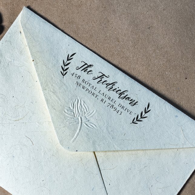 Rustic Laurel Family Name Return Address Label Permastempel (Rubber Stamp Mock-up)