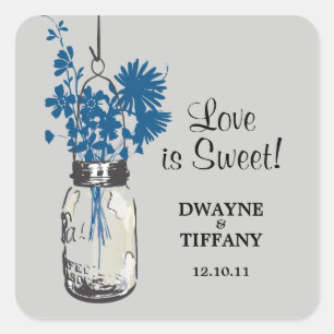 Rustic Mason Jar & Wildblumen Quadratischer Aufkleber