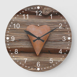 Rustic Old Heart on Log Cabin Wood Große Wanduhr