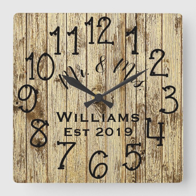Rustic Personalized Brown Wood Custom Quadratische Wanduhr (Vorderseite)