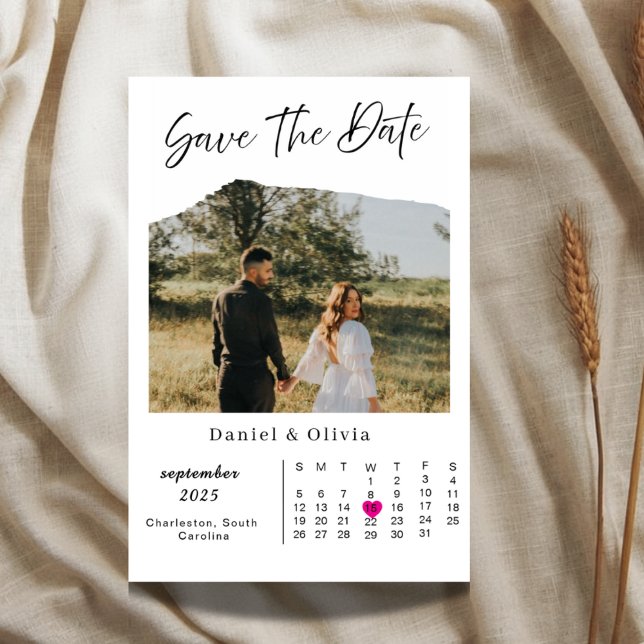 Rustic Photo Calendar Save The Date Card (Von Creator hochgeladen)