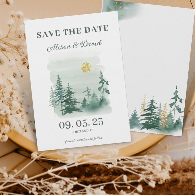 Rustic Pine Tree Winter Wedding Save the Date Einladung (Von Creator hochgeladen)