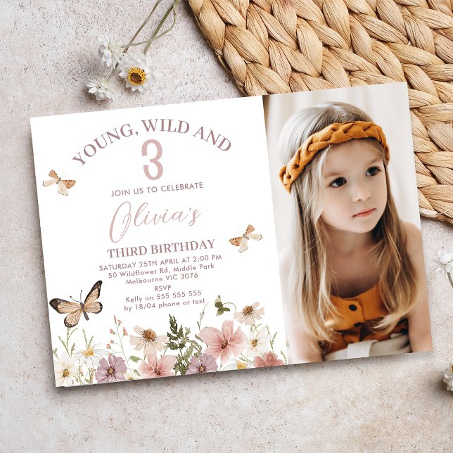 Rustic Pink Photo Wildflowers 3rd Birthday Einladung (Young, wild and three themed 3rd Birthday invitation, Wildflowers 3rd Birthday Invitation Template)