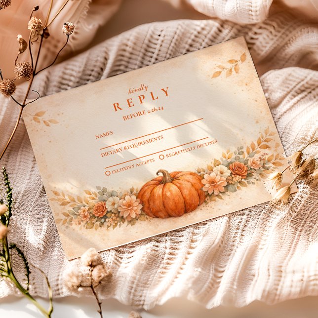 Rustic Pumpkin Floral Fall Graduation RSVP Karte (Von Creator hochgeladen)