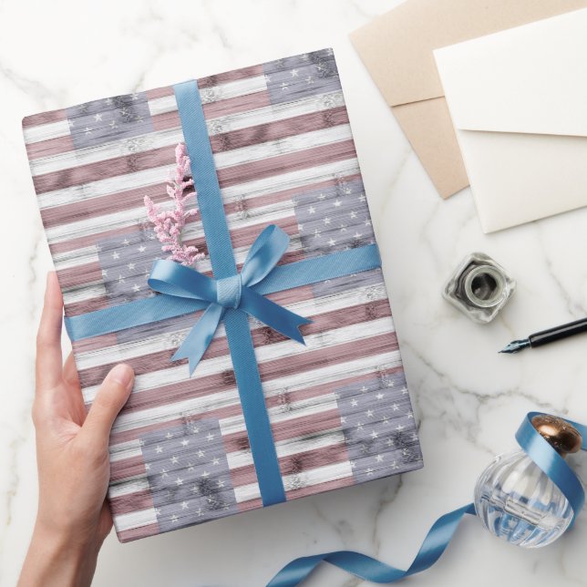 Rustic Red White Blue Wood USA Flaggenmuster Geschenkpapier (Schenken)
