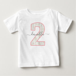 Rustic Shabby Chic Rosa Blumen Holz 2 Zwei Geburts Baby T-shirt