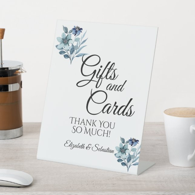 Rustic Watercolor Illustration Blue Floral Bouquet Sockelschild (In SItu)