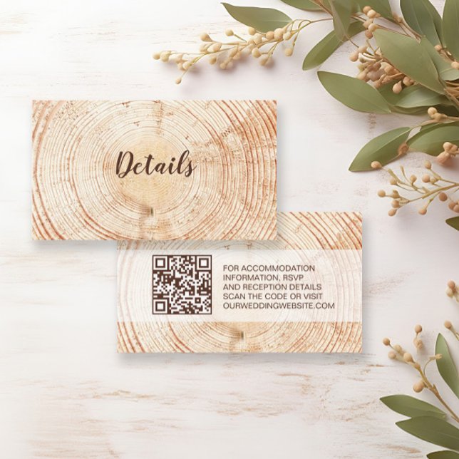 Rustic Wedding Wood Grain Details QR Code Custom Begleitkarte (Details enclosure card with wedding website QR code, wood texture background.)