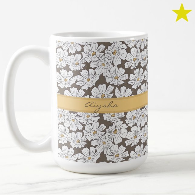 Rustic White Flower Sketch Yellow Gray Custom Name Kaffeetasse (Von Creator hochgeladen)