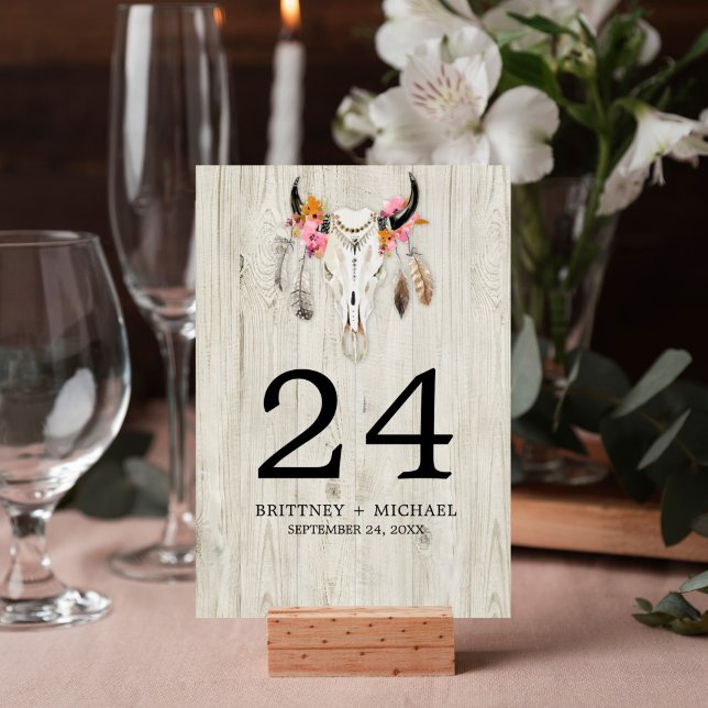 Rustic Wood Boho Antler Tischnummer (Rustic wood watercolor skull design on this table number card is perfect for your wedding reception.)