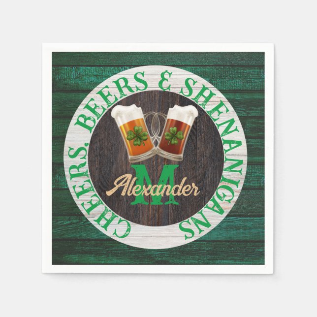 Rustic Wood Cheers Beers Shenanigans Serviette (Vorderseite)