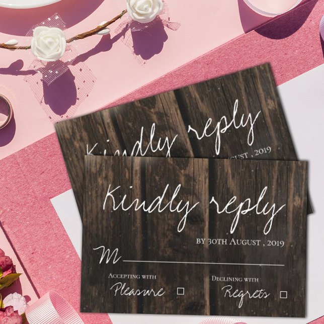 Rustic Wood Elegant Script Wedding RSVP Karte (Von Creator hochgeladen)