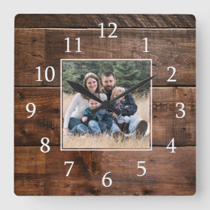 Rustic Wood Family Photo Clock Quadratische Wanduhr