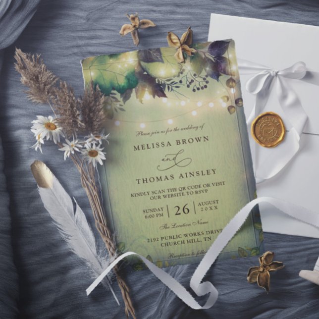 Rustic Woodland Barn String Lights QR Code Wedding Einladung (Von Creator hochgeladen)