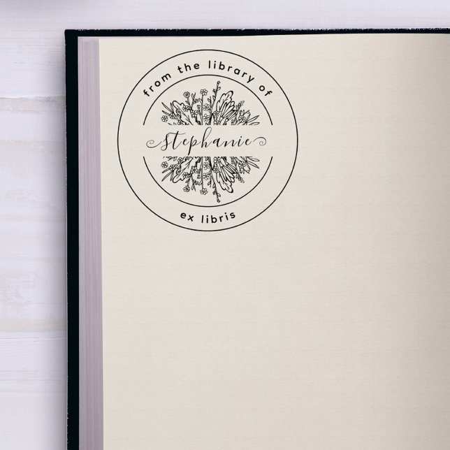 rustikal | Aus der Bibliothek | Benutzerdefinierte Permastempel (Whimsical Handwritten Name Rustic Wildflowers Round Ex Libris From The Library Of Book Stamp)