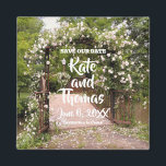 Rustikal rosa Rose Wedding Save the Date Magnet<br><div class="desc">An dem Tag,  an dem ich das Arboretum besuchte,  waren die duftenden Rose-Trellis abloom. Die zarten,  leicht rosa Rose blasen im Wind und ihr üppiger Duft rief zum Feiern.</div>