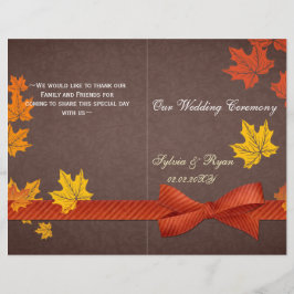 Rustikale Ahorn-Blätter fallen zweimal zum Hochzei