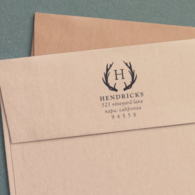 Rustikale Antler Monogram-Rücksendeadresse Permastempel (Von Creator hochgeladen)