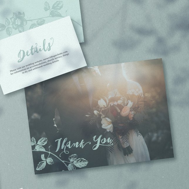 Rustikale Aquamarine Script-Foto-Hochzeit Dankeskarte (Rustic Whimsical Floral Wedding thank you card)