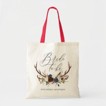 rustikale Bachelorette-Braut als Blumenantler