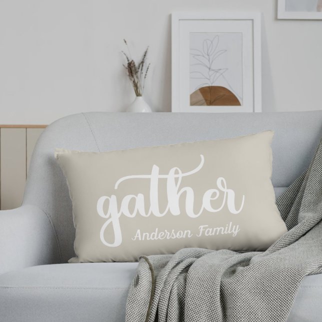 Rustikale Beige Ansammlung Name Lendenkissen (Von Creator hochgeladen)