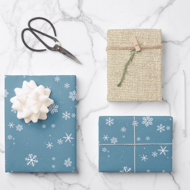 Rustikale Beige Blauer Schneeflocken Weihnachtsfei Geschenkpapier Set (Vorderseite)