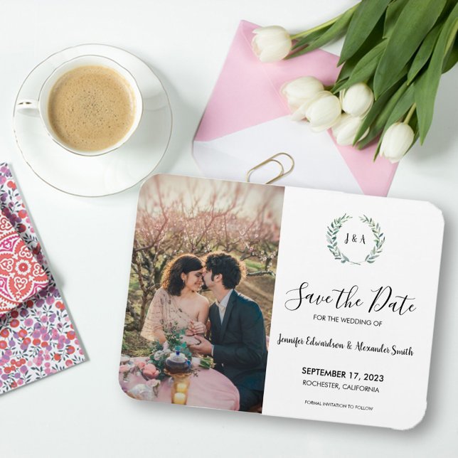 Rustikale Blätter Monogramm Foto Save the Date Magnet (Rustic watercolor leaves monogrammed photo Save the Date Magnet.
)