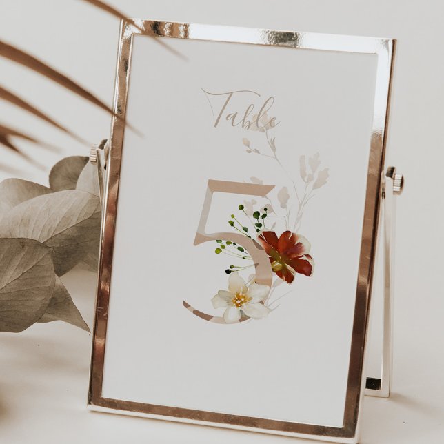 Rustikale Blumen-Handschrift-Schrift 5 Hochzeit  Tischnummer (Von Creator hochgeladen)