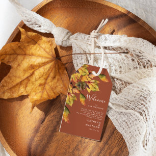 Rustikale braune Herbstblätter Hochzeit im Herbst  Geschenkanhänger