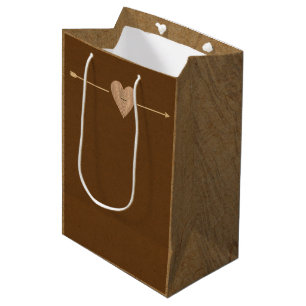 Rustikale braune Kraft Heart Arrow Woodsy Mittlere Geschenktüte