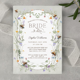 Rustikale Braut-to-bee-Wildblumen-Hochzeitduschpar Einladung