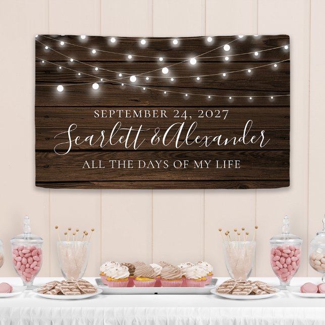 Rustikale Chic String Lights Wood Wedding Banner (Von Creator hochgeladen)