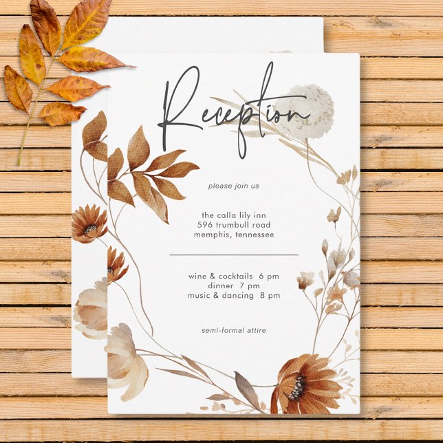 Rustikale Delikatesse Fall Blumenkranz Empfang Begleitkarte (Rustic Delicate Fall Floral Wreath Reception Enclosure Card)