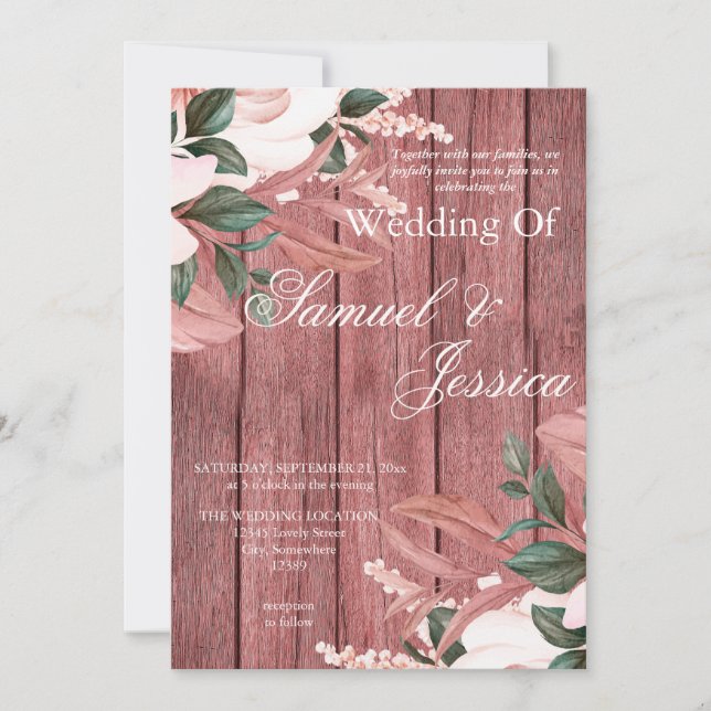 Rustikale Dusty Pink Wood Floral Wedding Einladung (Vorderseite)