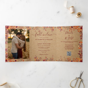 Rustikale Fall In Love QR Code 2 Foto Hochzeit Dreifach Gefaltete Einladung