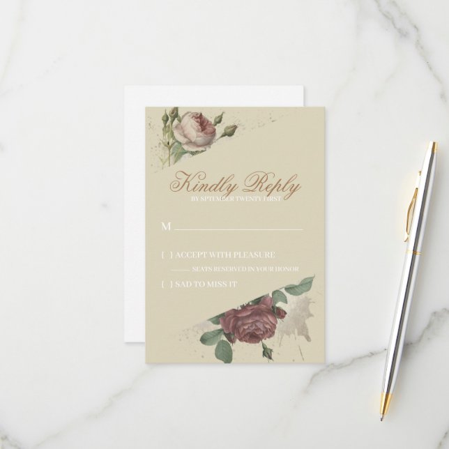 Rustikale florale Burgund Marsala Blush Rose Moder RSVP Karte (Vorderseite/Rückseite Beispiel)