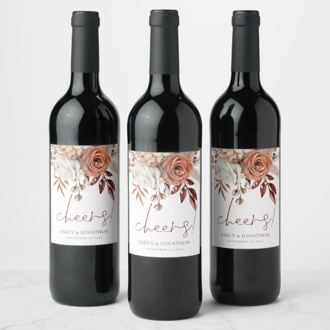 Rustikale Florals Cheers Names Brown Writing Weddi Weinetikett (Flaschen)