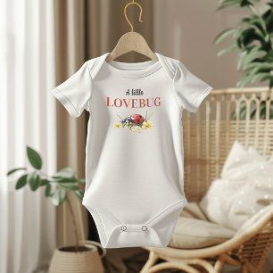 Rustikale Gartendaisy Little Lovebug Babyparty Baby Strampler