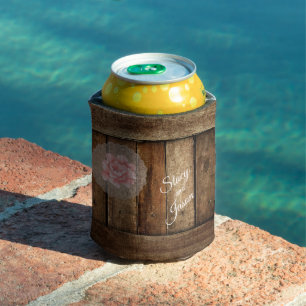 Rustikale Gastgeschenk Hochzeit aus Holz und Spitz Dosenkühler