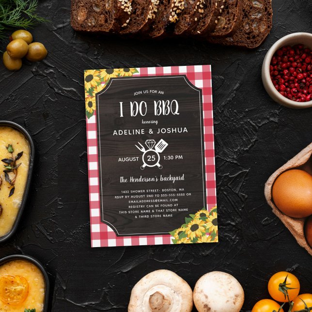 Rustikale Gingham Sonnenblumen Ich tue GRILLEN Cou Einladung (Von Creator hochgeladen)