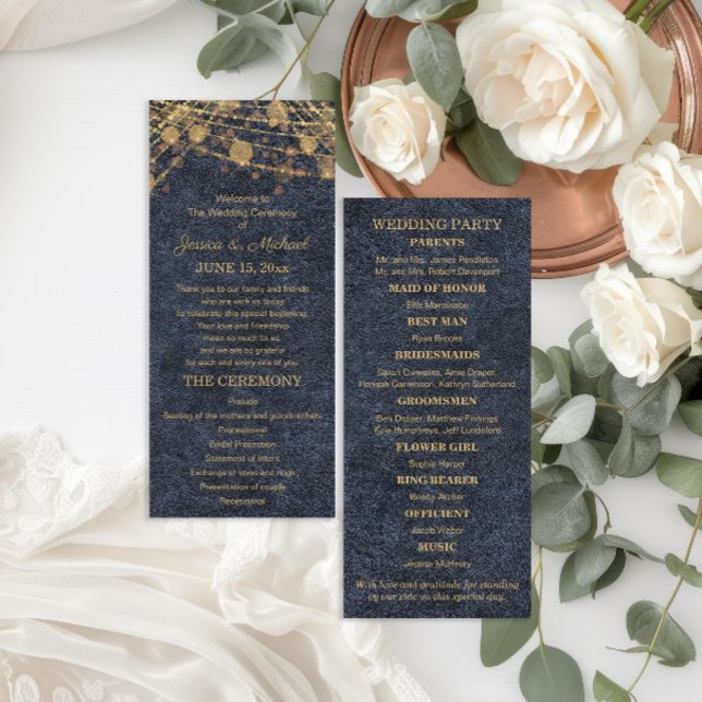 Rustikale Glamour Blau Gold Hochzeitsprogramm Programm (Navy blue and gold string lights rustic glam wedding program)