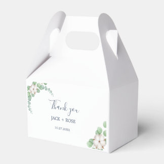 Rustikale Grüne Eukalyptus Sommerhochzeit. Geschenkschachtel