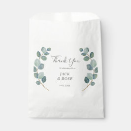 Rustikale Grüne Eukalyptus Sommerhochzeit. Geschenktütchen